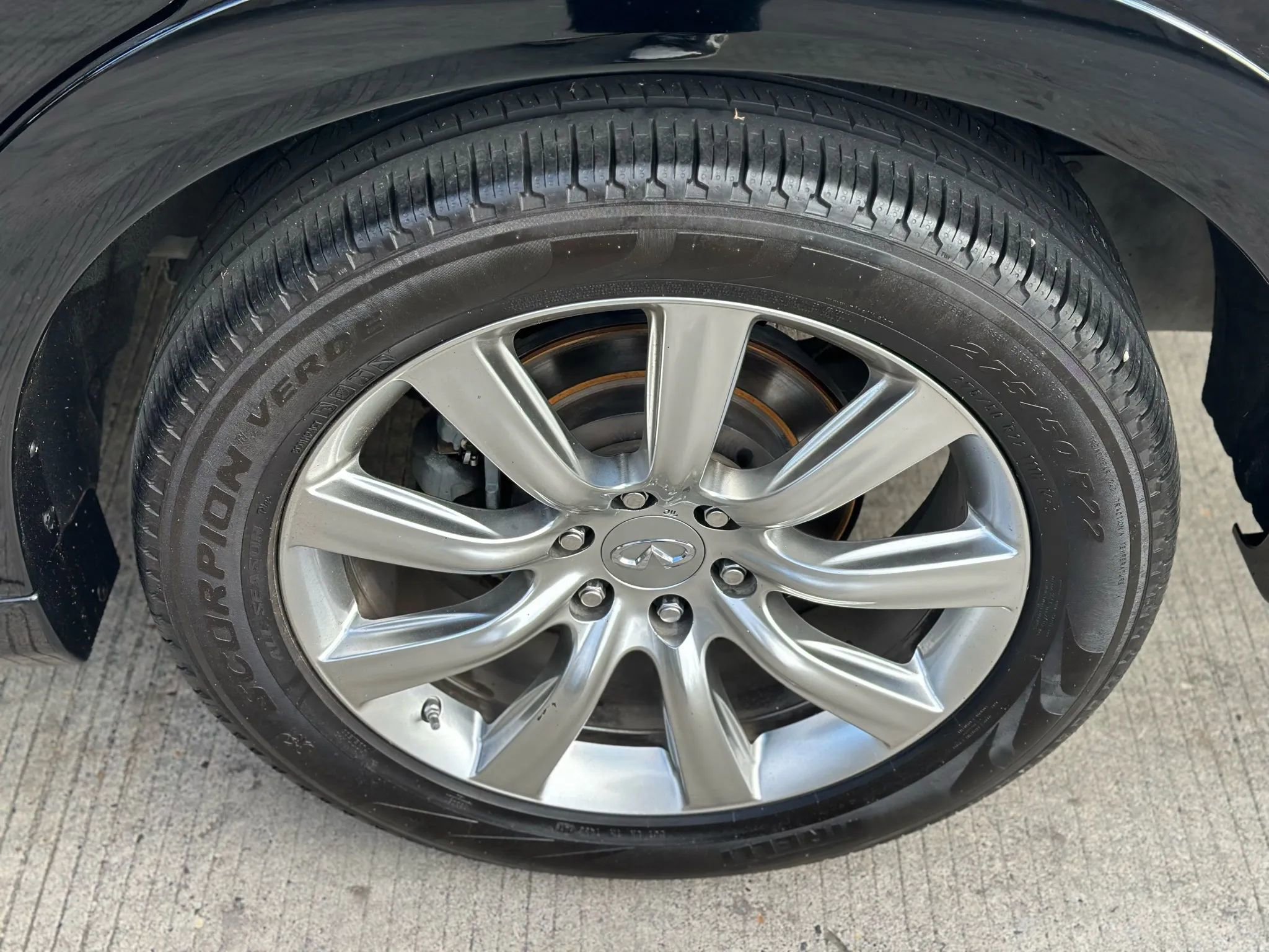 Used 2012 INFINITI QX56 2WD w/ Deluxe Touring Pkg image 30