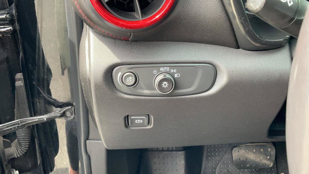 Certified 2020 Chevrolet Blazer RS AWD/4WD image 32