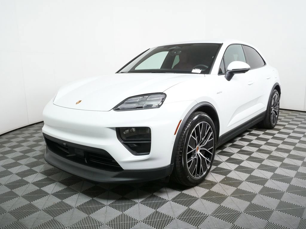 New 2026 Porsche Macan Electric image 1