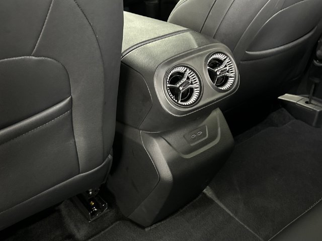 Used 2024 Chevrolet Blazer EV LT AWD/4WD image 31