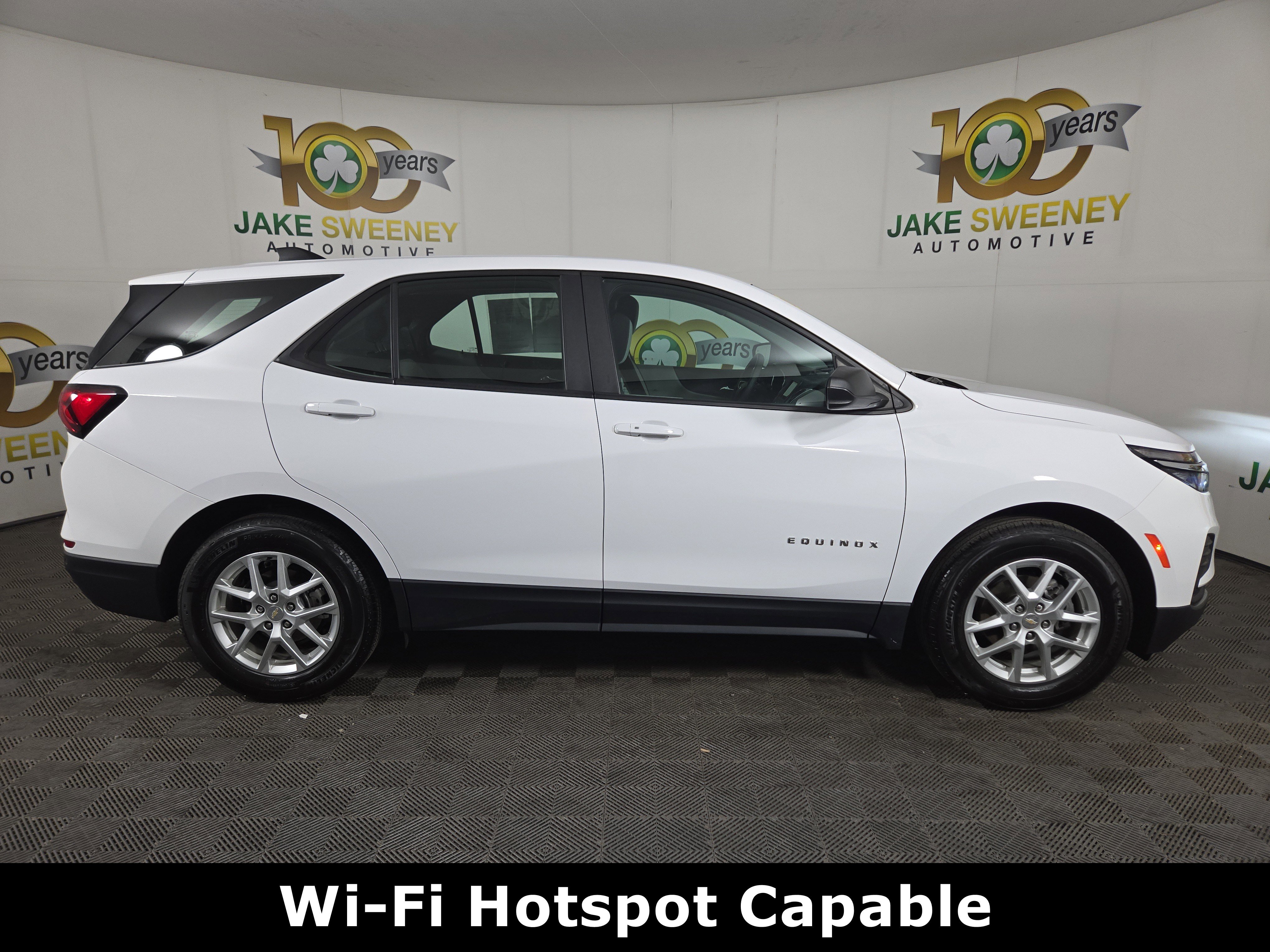 Used 2023 Chevrolet Equinox LS w/ Driver Confidence II Package image 10