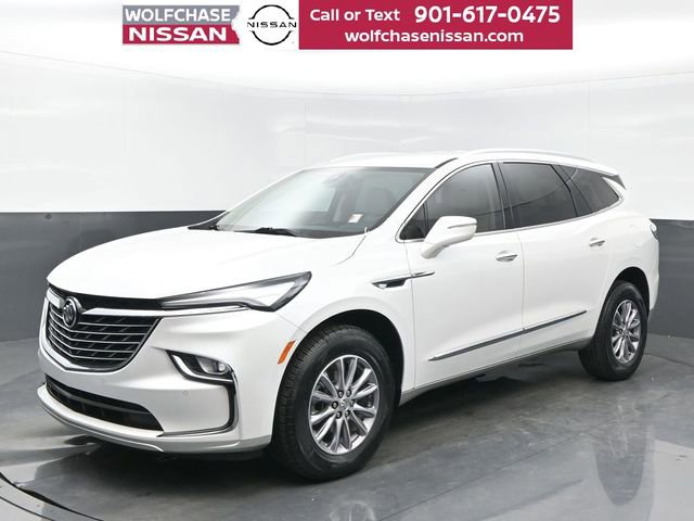 Used 2023 Buick Enclave Essence image 1