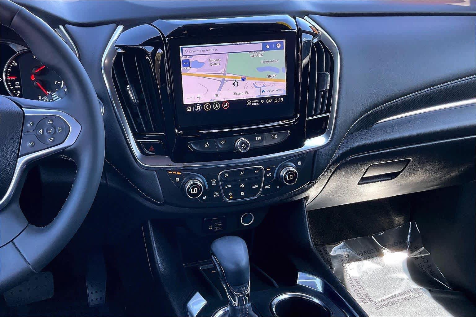 Certified 2023 Chevrolet Traverse Premier FWD image 7