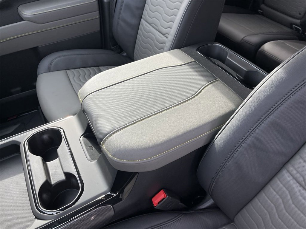 New 2026 Chevrolet Silverado 2500 ZR2 w/ LPO, Dark Essentials Package image 20