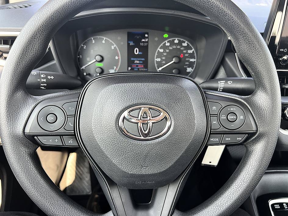 Used 2024 Toyota Corolla LE FWD image 21