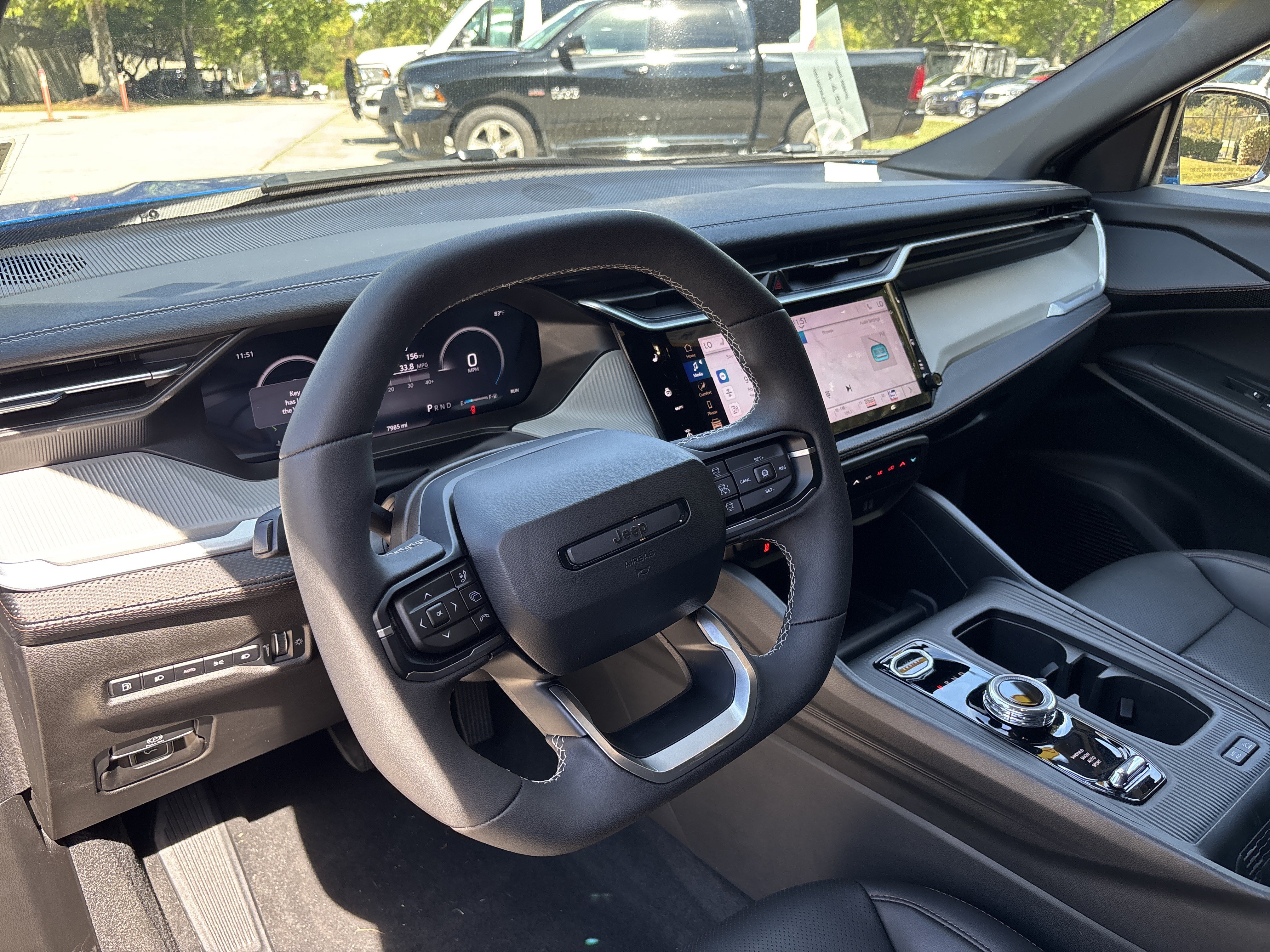 Used 2026 Jeep Cherokee Limited AWD/4WD image 11