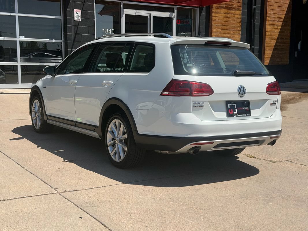 Used 2017 Volkswagen Golf Alltrack S AWD/4WD image 15
