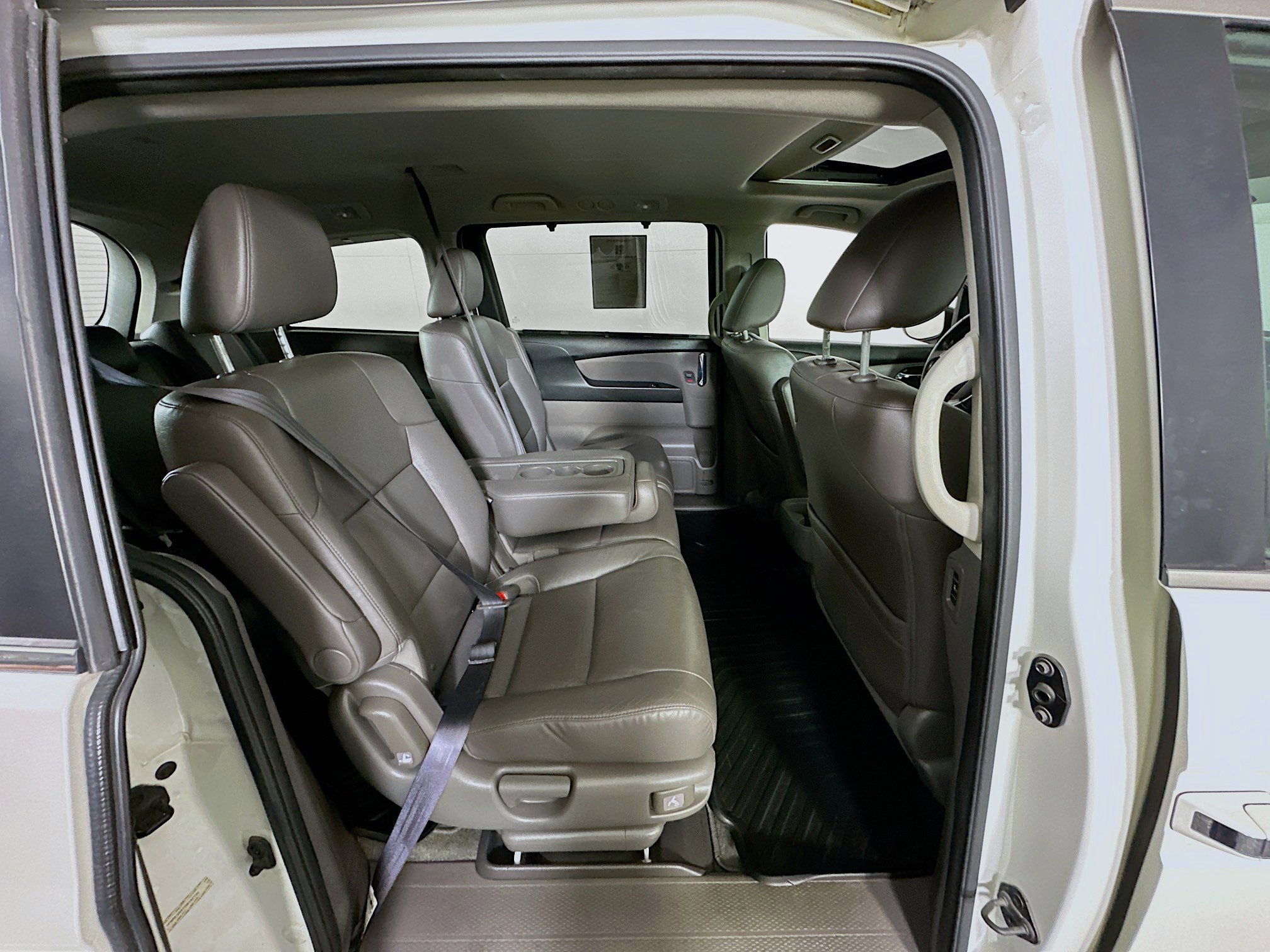 Used 2016 Honda Odyssey EX-L image 29