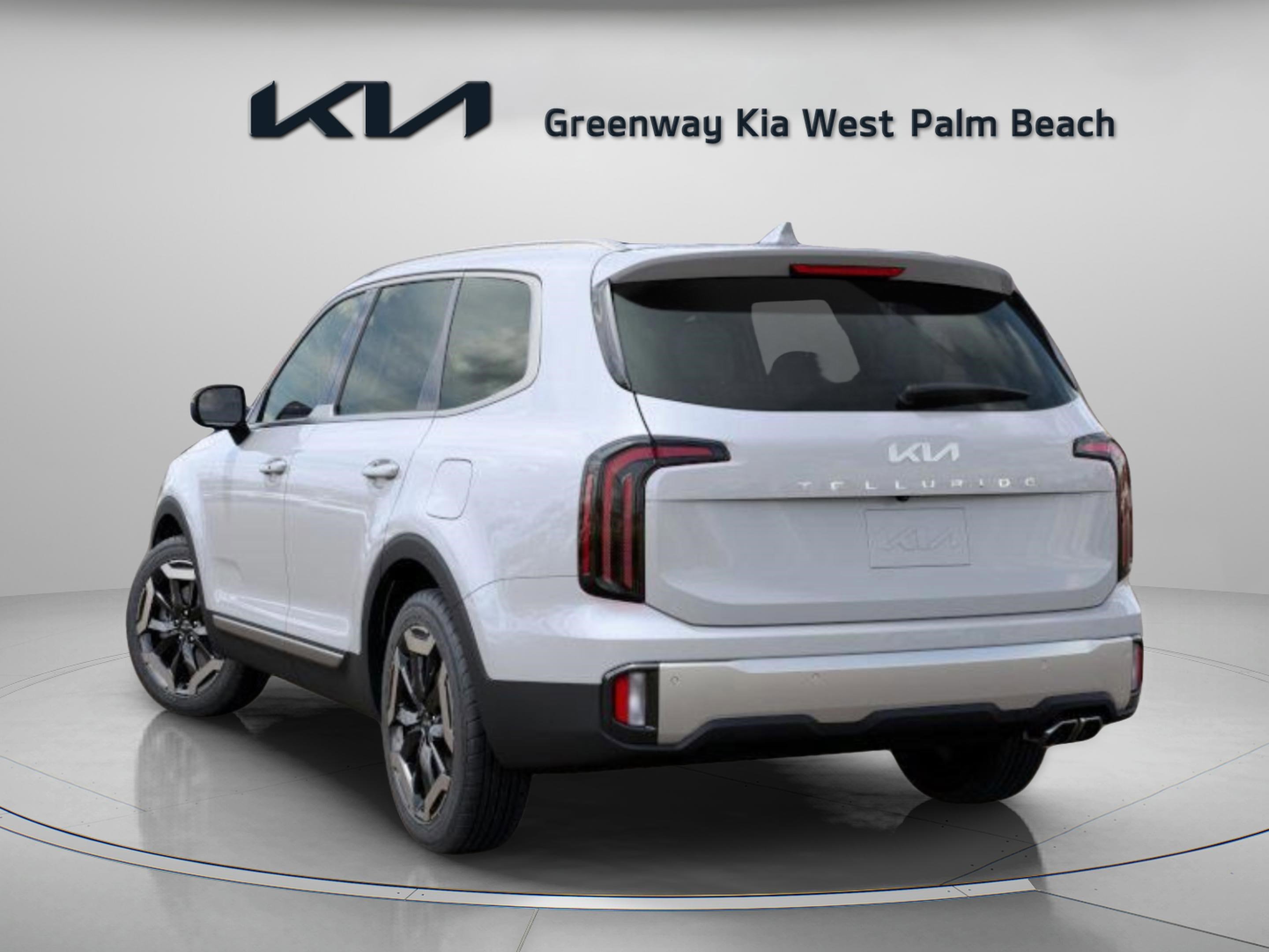 New 2025 Kia Telluride S image 5