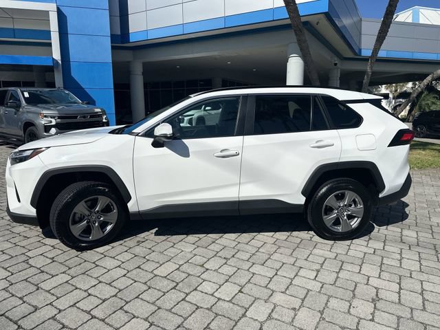 Used 2024 Toyota RAV4 XLE FWD image 38