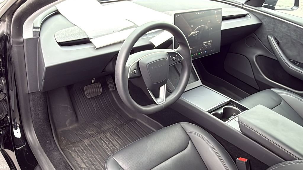 Used 2025 Tesla Model 3 Long Range image 8