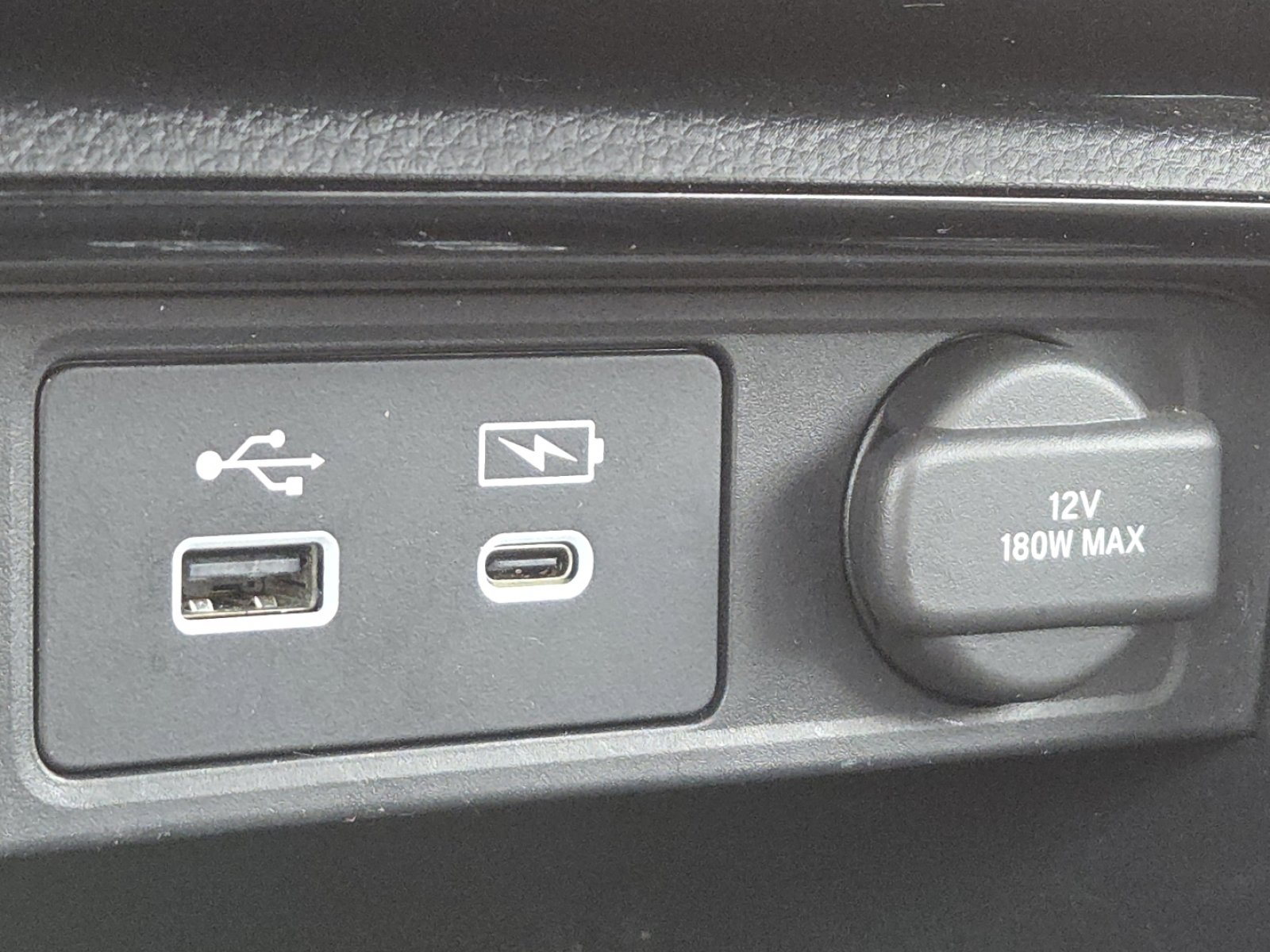 Used 2025 Honda CR-V EX image 8