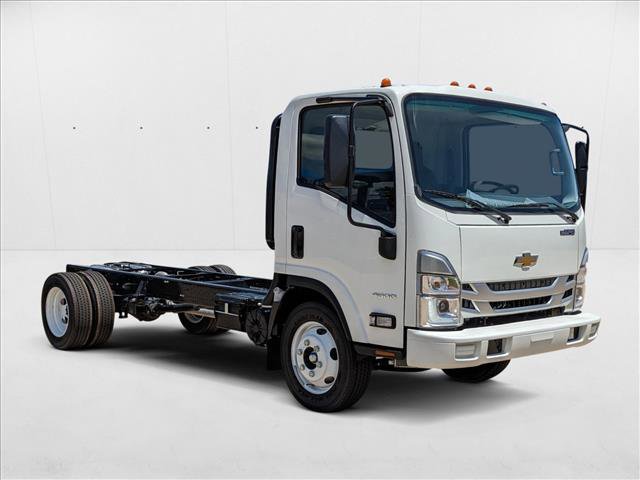 New 2024 Chevrolet Low Cab Forward image 7