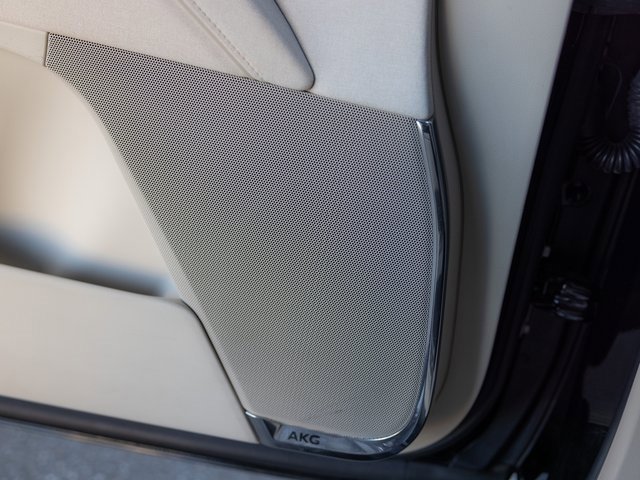 Used 2024 Cadillac Escalade Sport Platinum w/ Heavy-Duty Trailer Package image 39