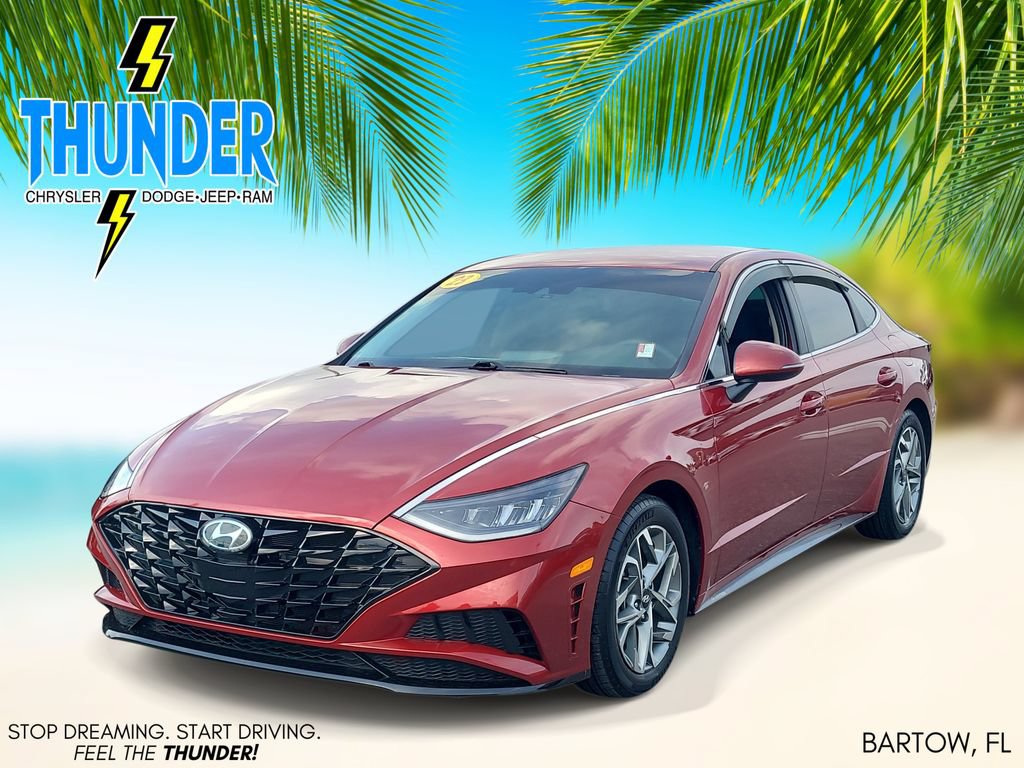 Used 2023 Hyundai Sonata SEL w/ Cargo Package FWD image 2