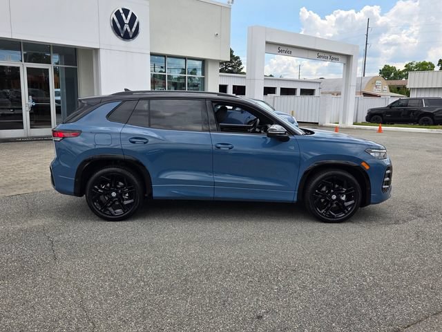 New 2026 Volkswagen Tiguan SE R-Line FWD image 15