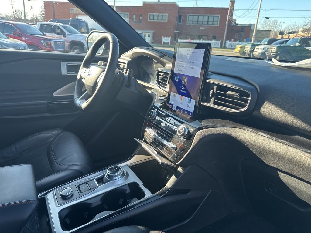 Used 2023 Ford Explorer ST w/ Equipment Group 401A image 33