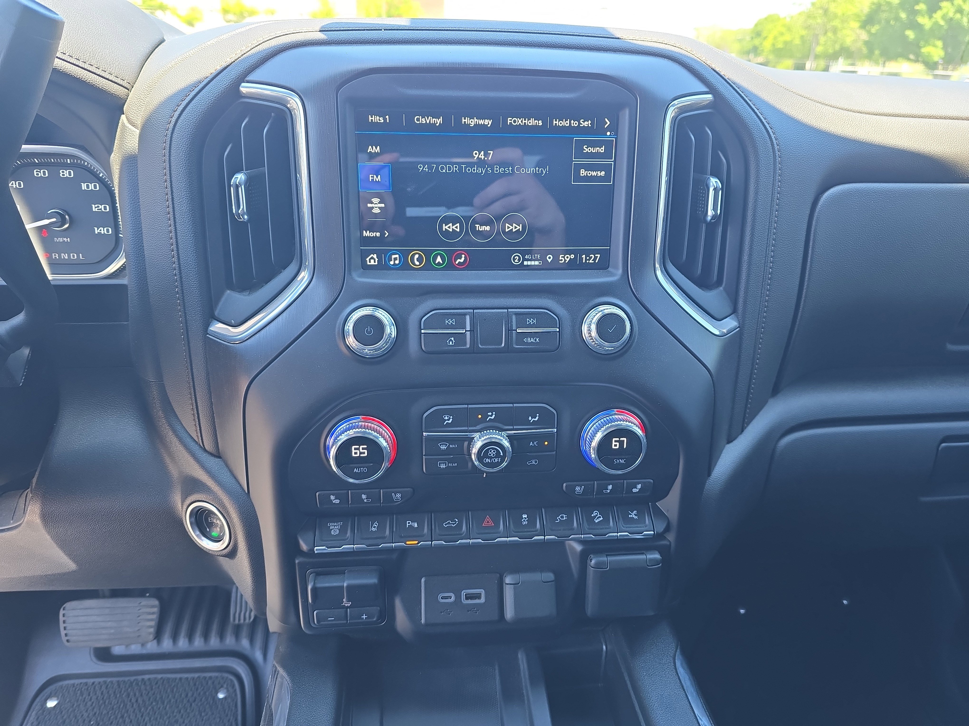 Used 2023 GMC Sierra 2500 AT4 w/ AT4 Premium Plus Package AWD/4WD image 20