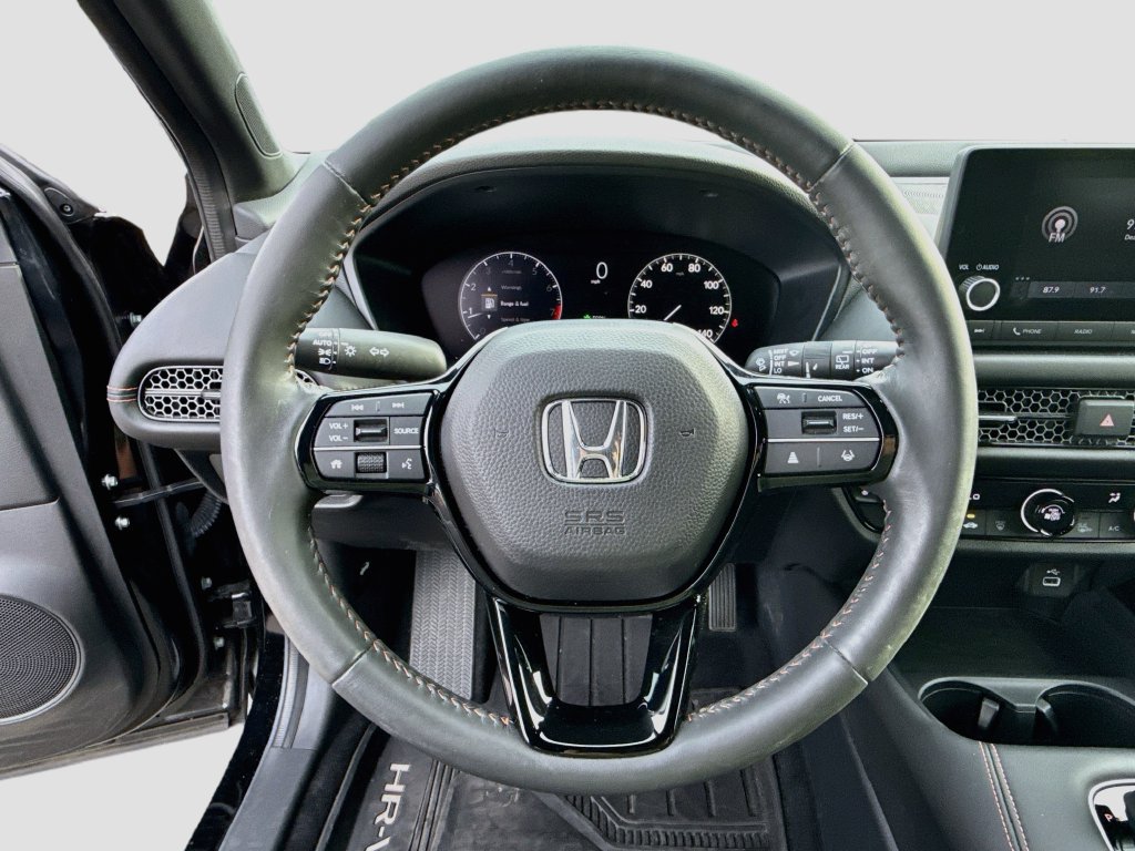 Used 2024 Honda HR-V Sport image 17