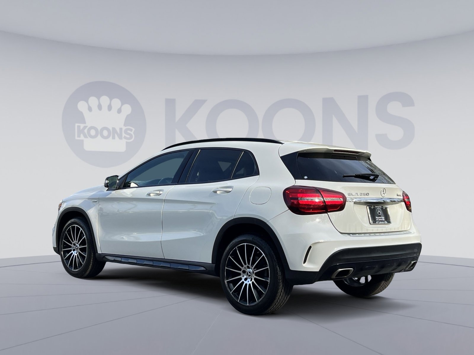 Used 2018 Mercedes-Benz GLA 250 4MATIC image 4