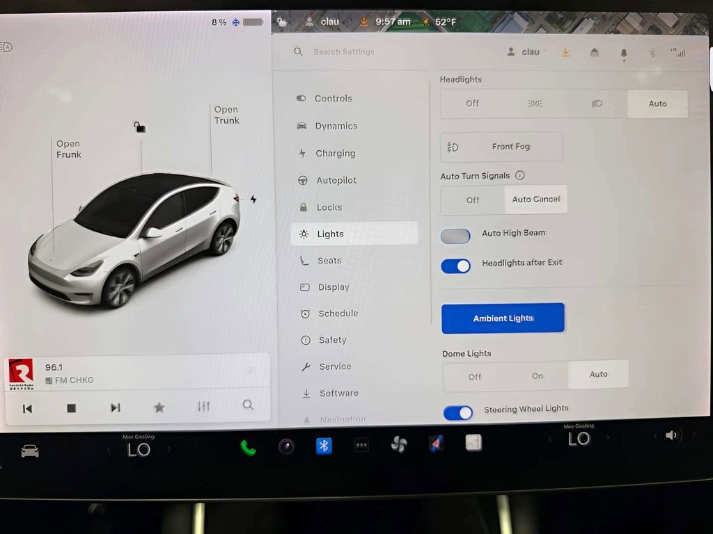 Used 2021 Tesla Model Y Long Range AWD/4WD image 37