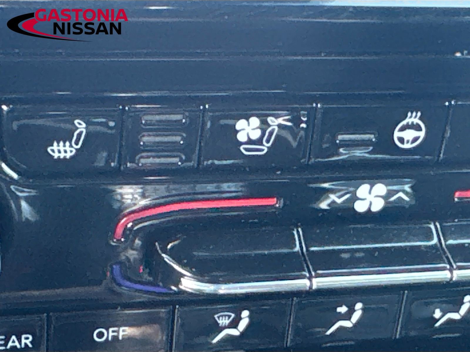 Used 2022 Jeep Grand Cherokee Trailhawk w/ Advanced Protech Group II image 27