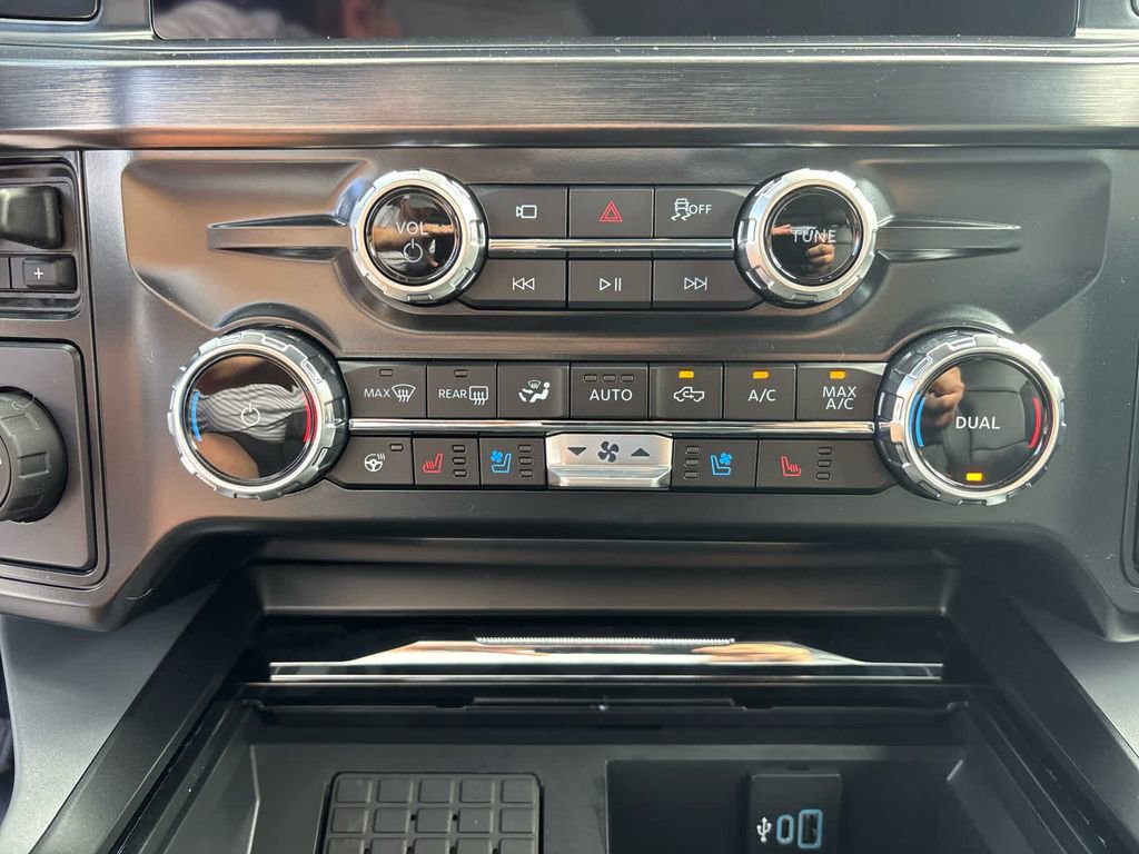 New 2026 Ford F350 Lariat image 12