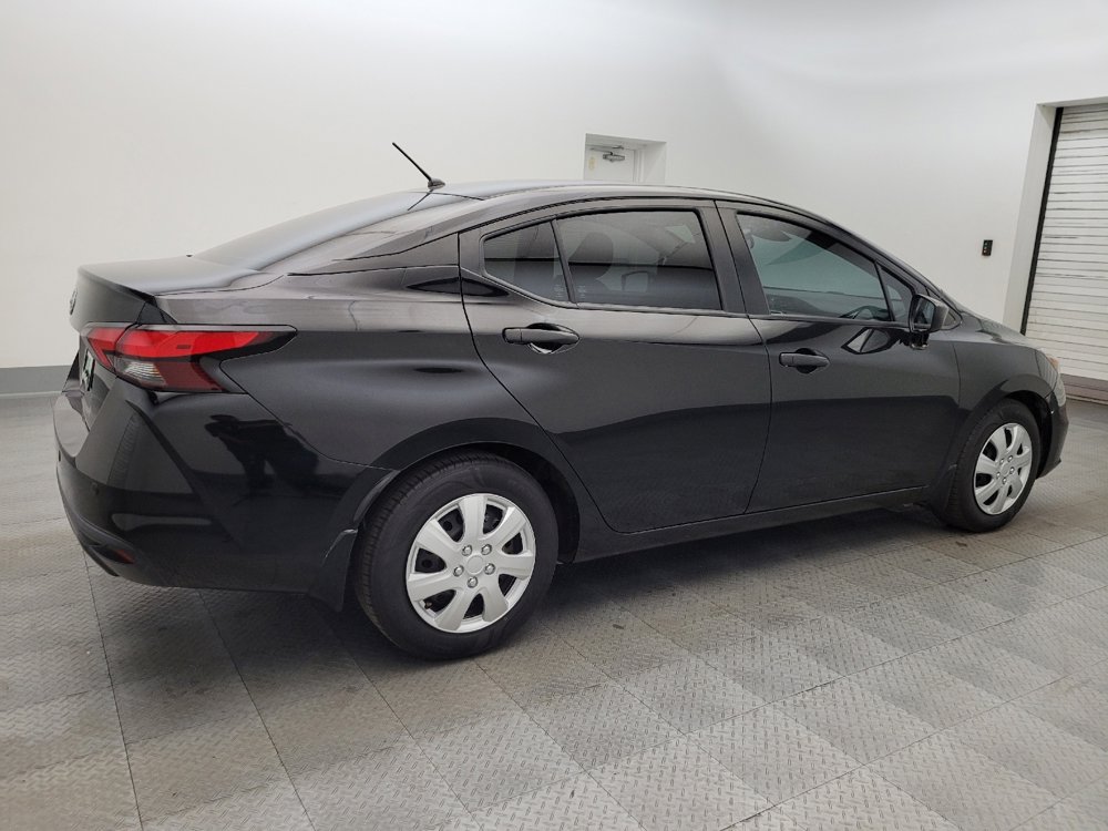 Used 2021 Nissan Versa S image 10