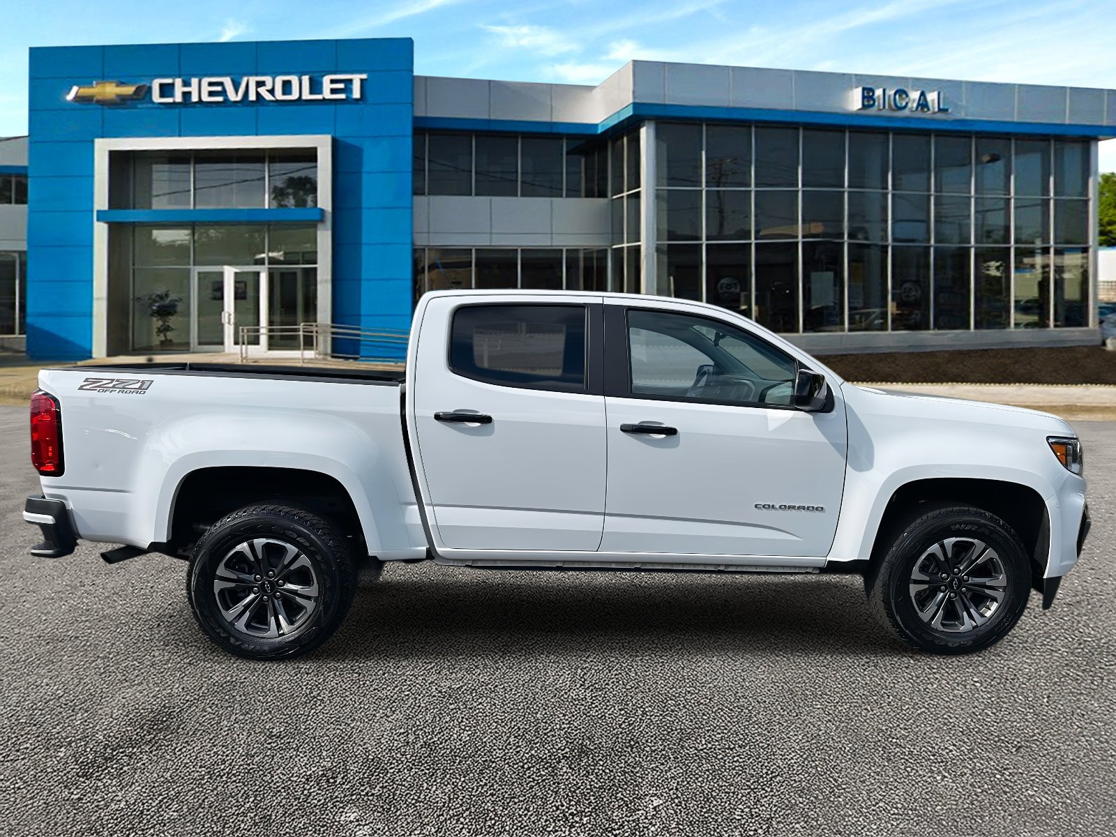 Used 2022 Chevrolet Colorado Z71 image 4