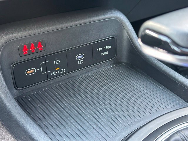 Used 2025 Hyundai Kona SEL AWD/4WD image 20