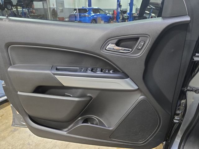 Used 2019 Chevrolet Colorado LT AWD/4WD image 25