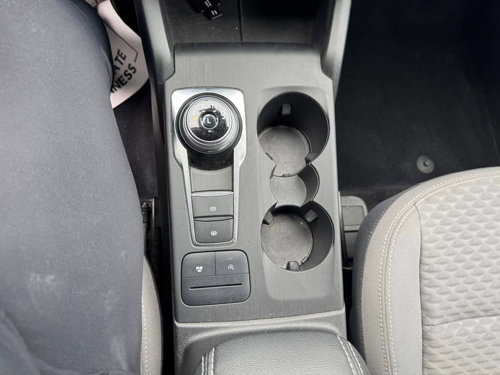 Used 2020 Ford Escape SE image 19