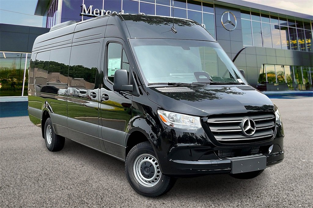 New 2025 Mercedes-Benz Sprinter 3500