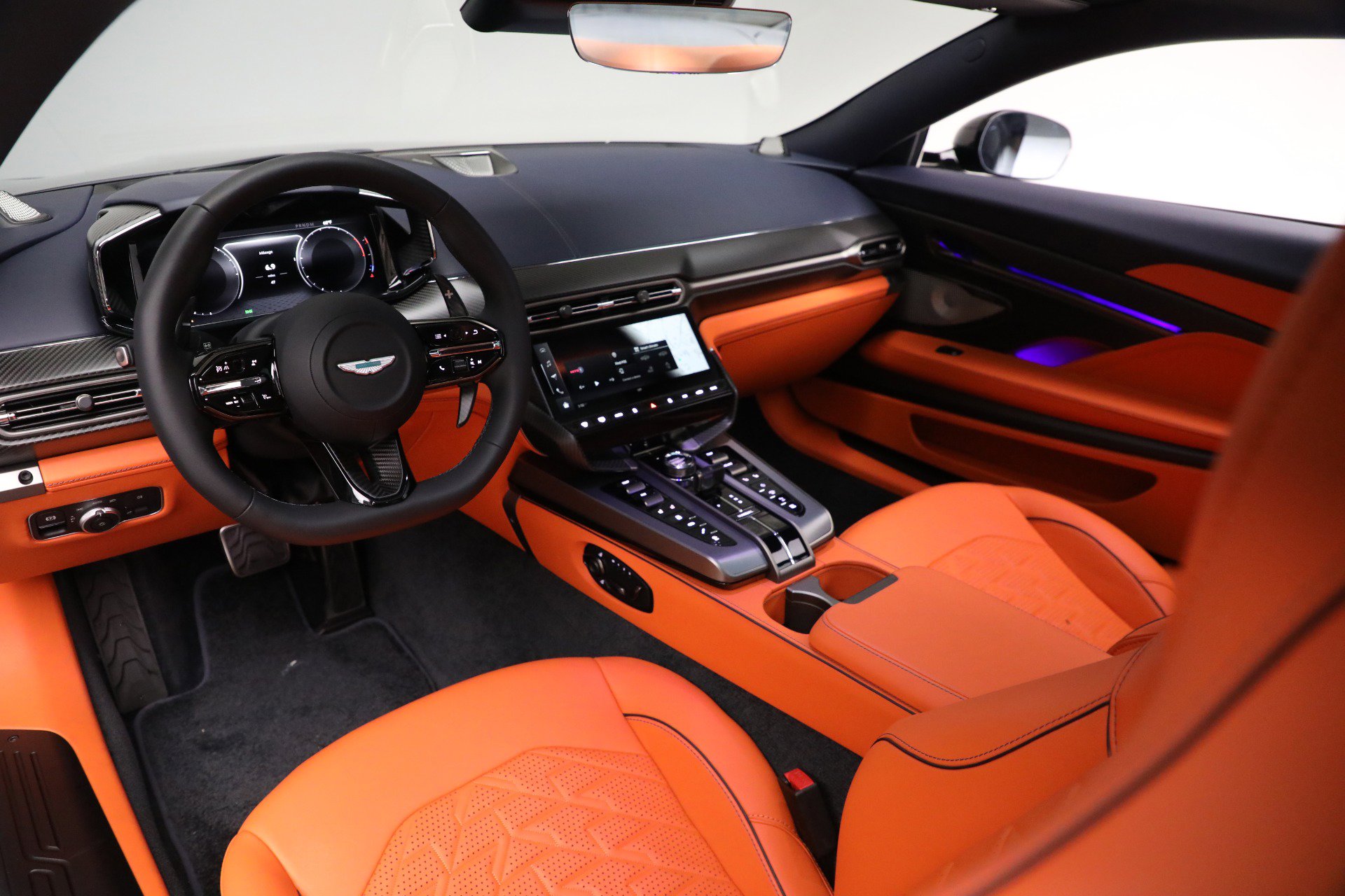 New 2025 Aston Martin Vanquish image 20