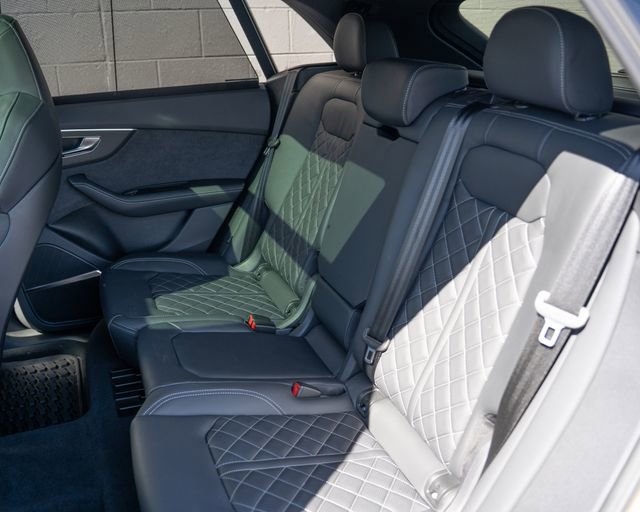 Used 2024 Audi SQ8 Prestige image 18