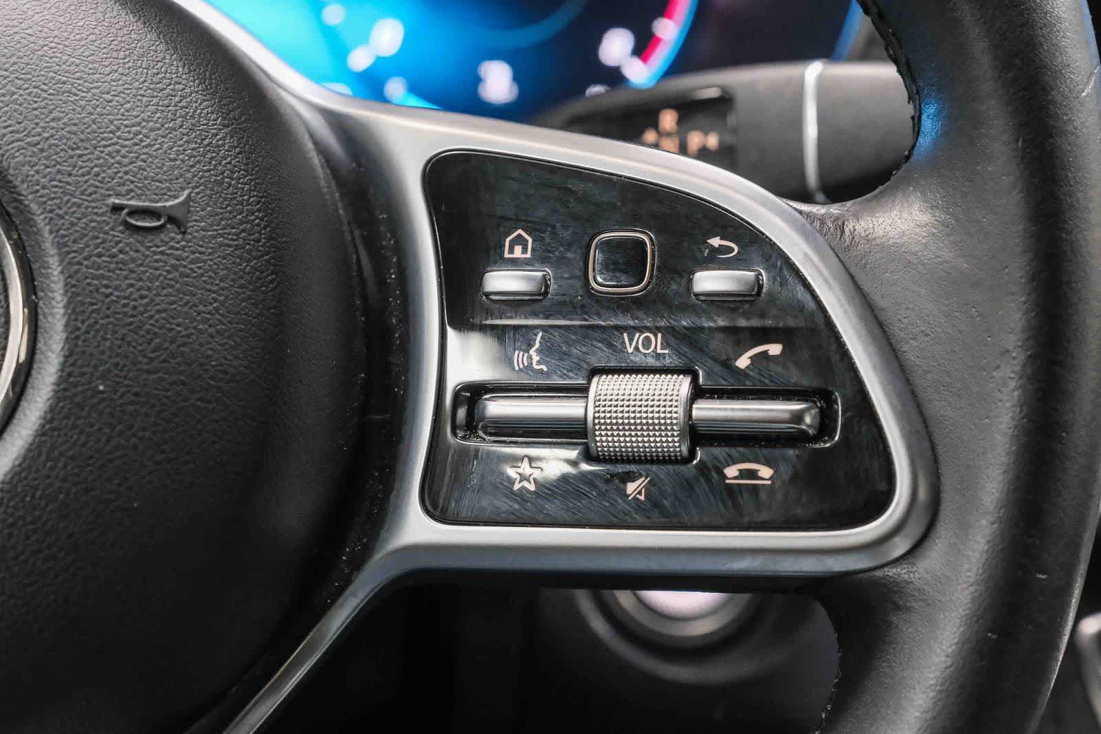 Certified 2022 Mercedes-Benz GLC 300 4MATIC image 27
