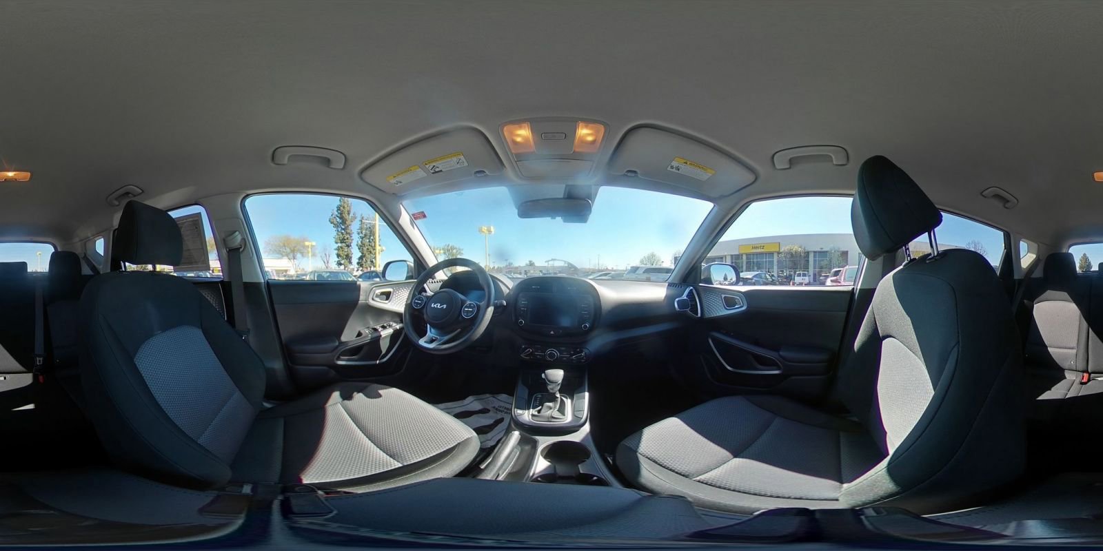 Used 2025 Kia Soul LX w/ LX Technology Package image 39