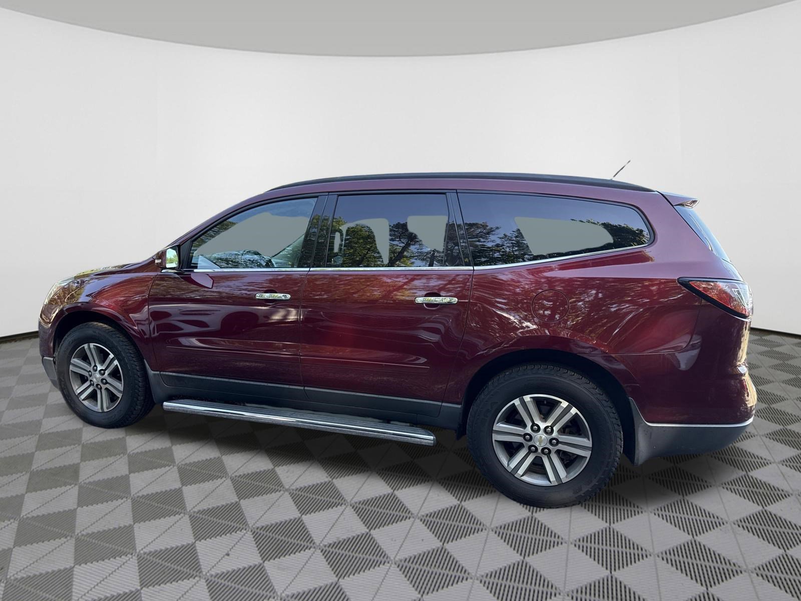 Used 2015 Chevrolet Traverse LT AWD/4WD image 4