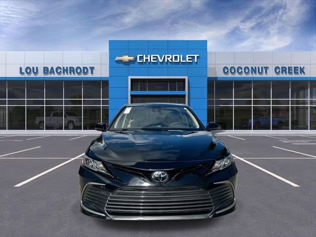 Used 2024 Toyota Camry LE FWD image 3