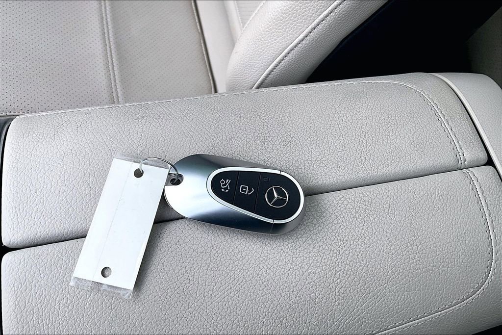 Used 2022 Mercedes-Benz C 300 4MATIC Sedan image 34