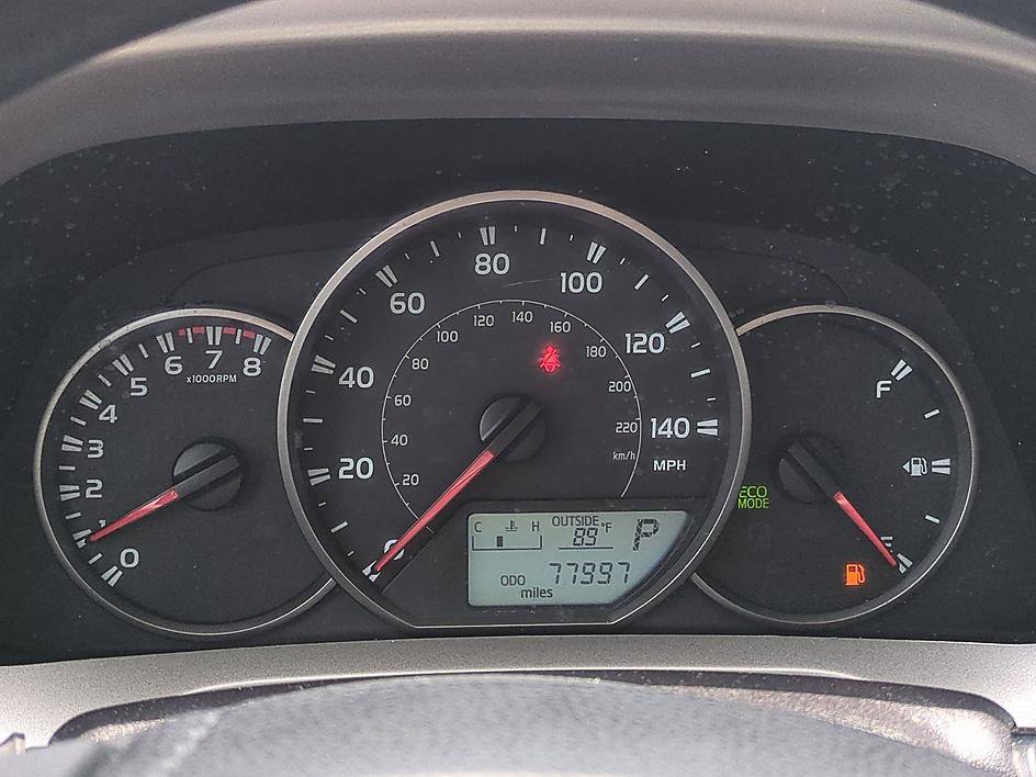 Used 2016 Toyota RAV4 LE FWD image 18