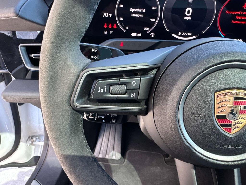 Used 2025 Porsche Taycan 4S image 23