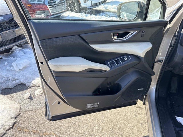 Used 2019 Subaru Ascent Limited w/ Popular Package #3 image 13