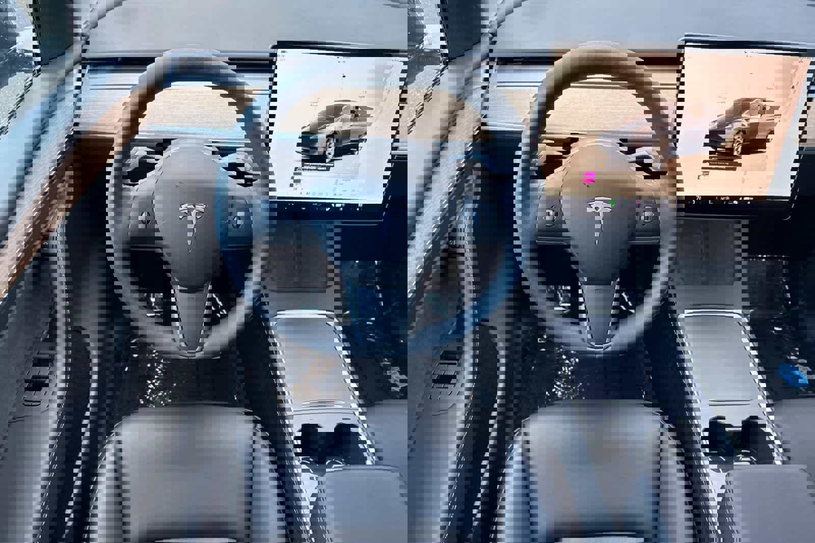 Used 2024 Tesla Model Y 2WD image 15