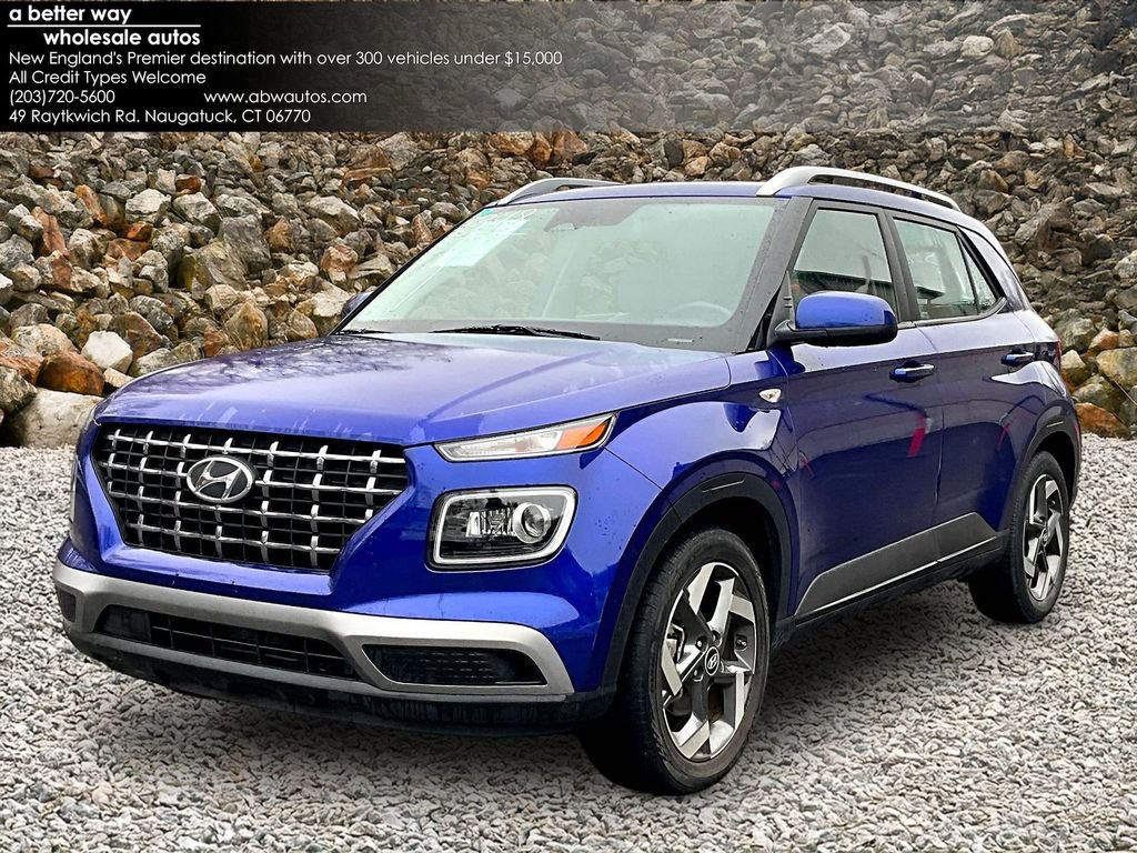 Used 2023 Hyundai Venue Limited w/ Cargo Package image 1