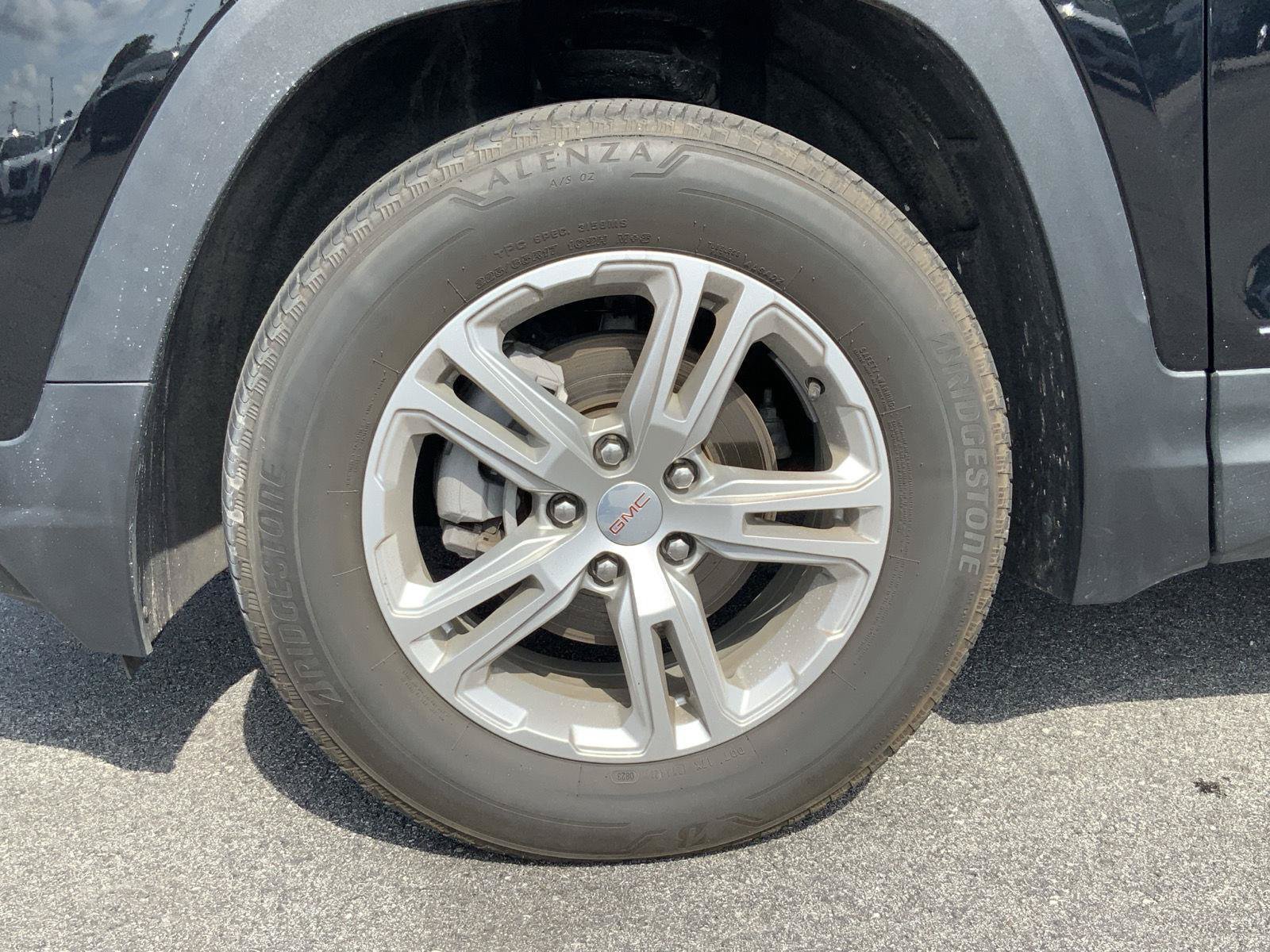 Used 2023 GMC Terrain SLE AWD/4WD image 18