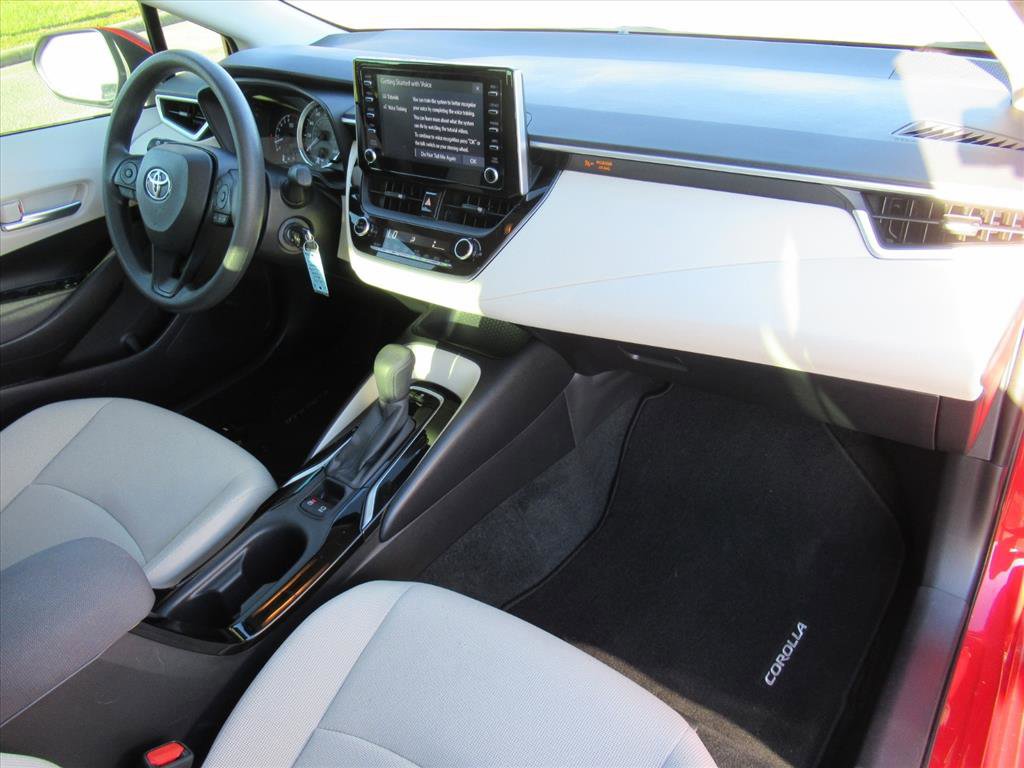 Used 2020 Toyota Corolla LE image 11