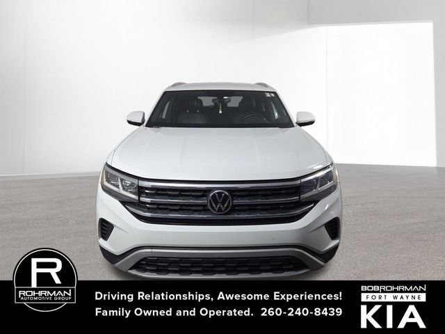 Used 2020 Volkswagen Atlas Cross Sport SE image 3