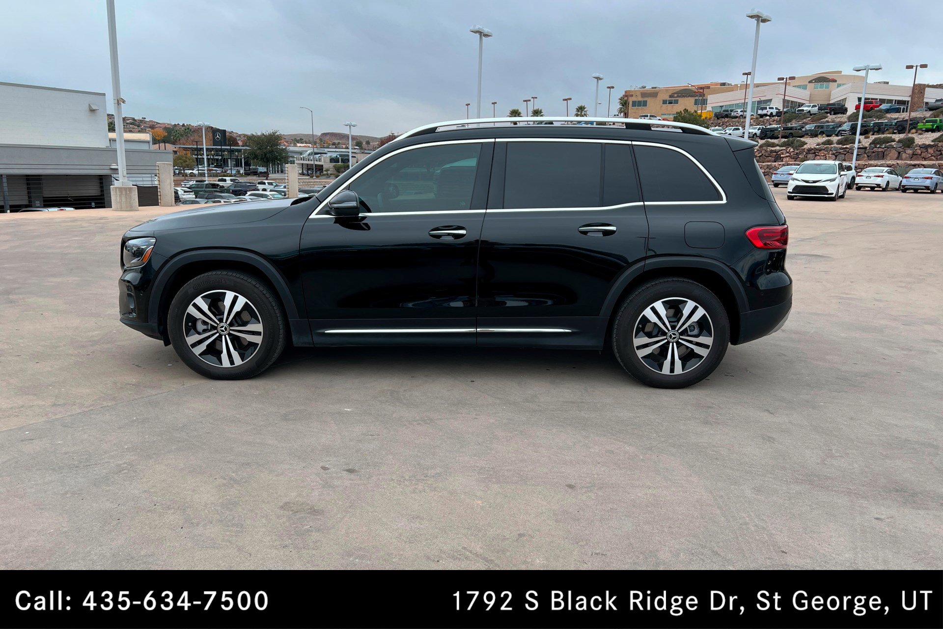 Certified 2025 Mercedes-Benz GLB 250 4MATIC image 2