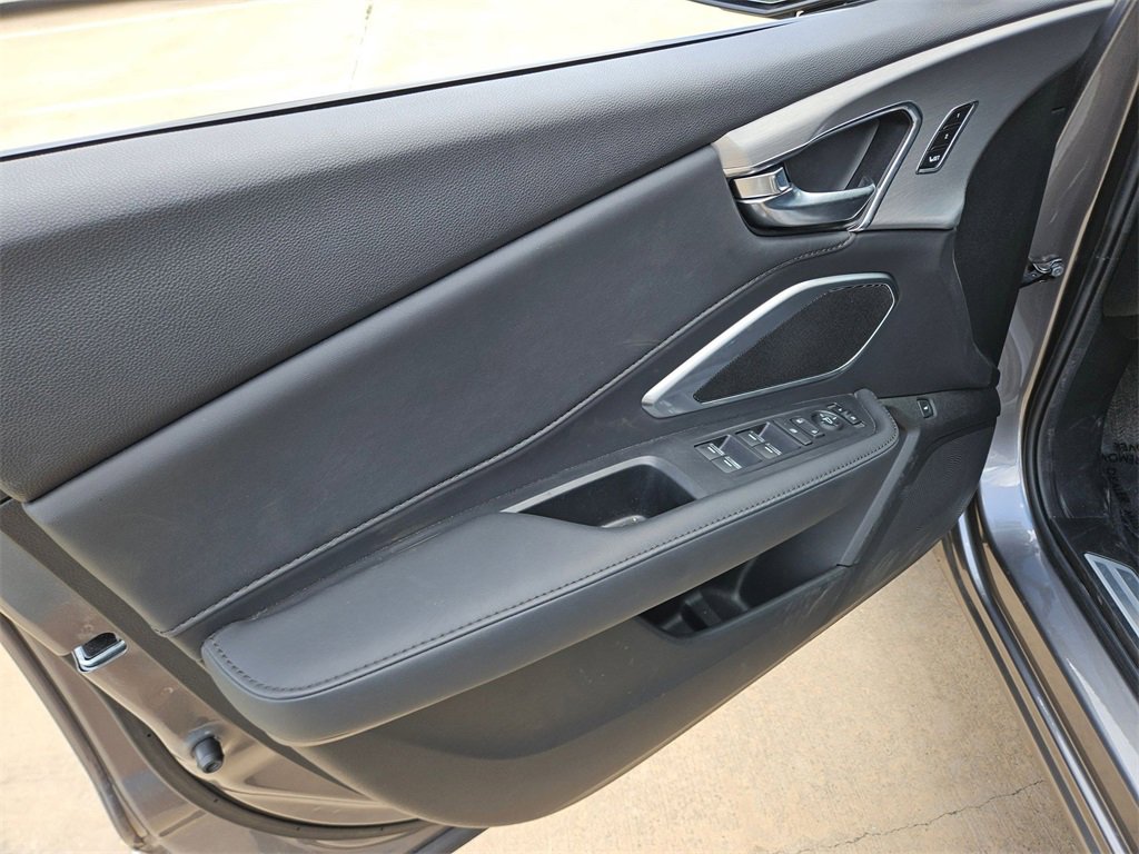 Used 2023 Acura RDX Base image 15